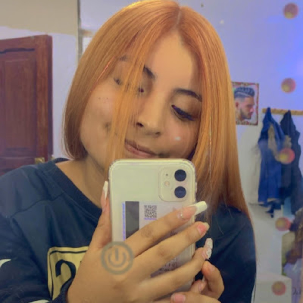 Meet your Posher, Carla